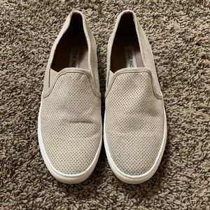 Steve Madden Zarayy Slip-On Shoes- size 8